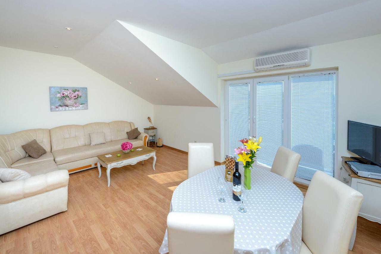Guest House Villa Bellevue 2 Cavtat Bagian luar foto