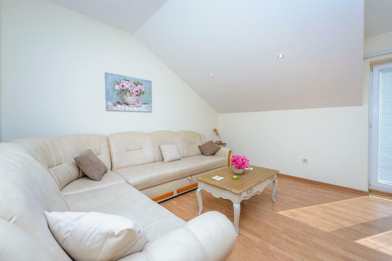 Guest House Villa Bellevue 2 Cavtat Bagian luar foto
